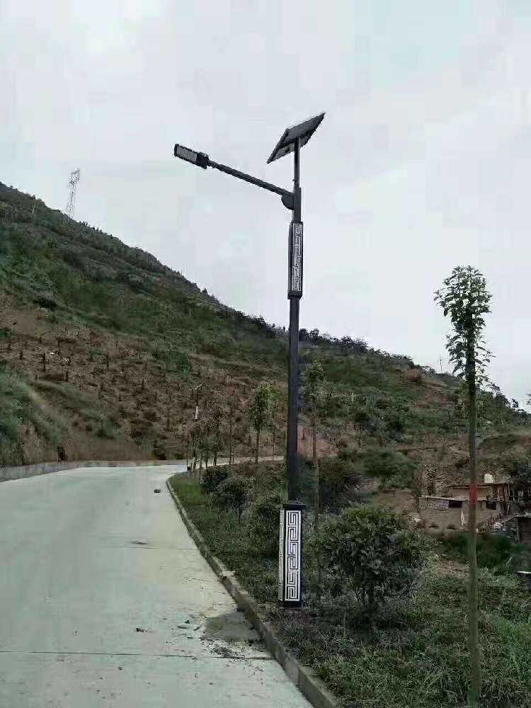 高州市仿古太阳能路灯